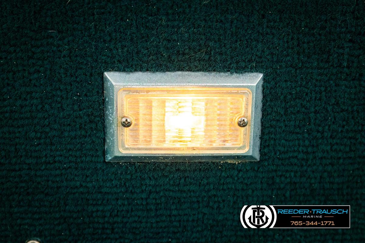 Used 1998 Godfrey SW2423