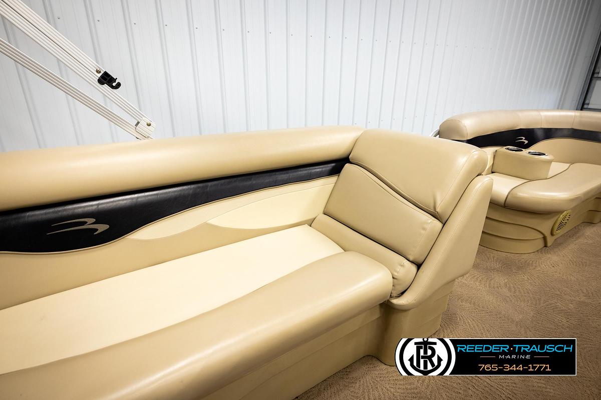 Used 2012 Bennington 22 SL