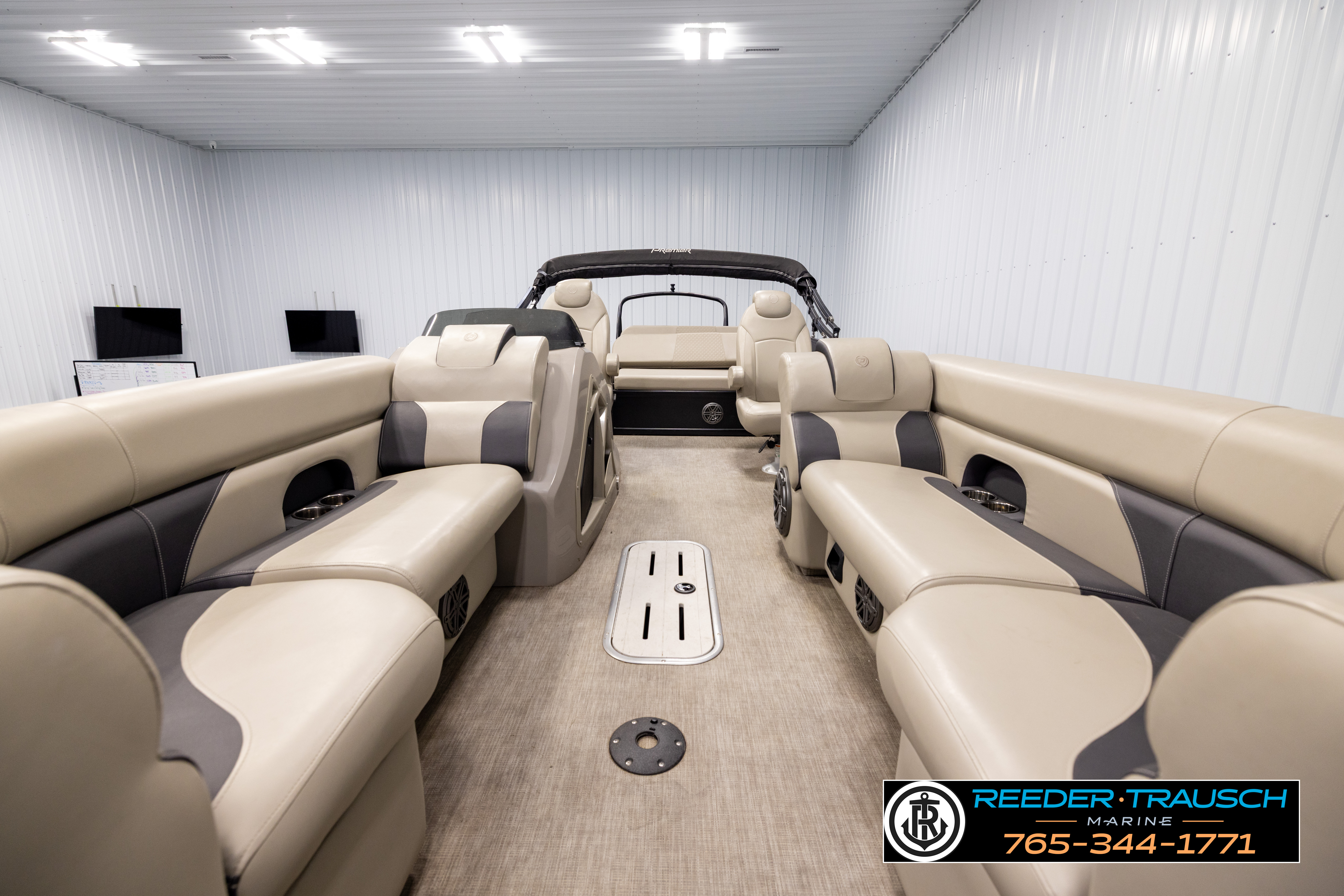 Used 2023 Premier 230 Sunstation RL