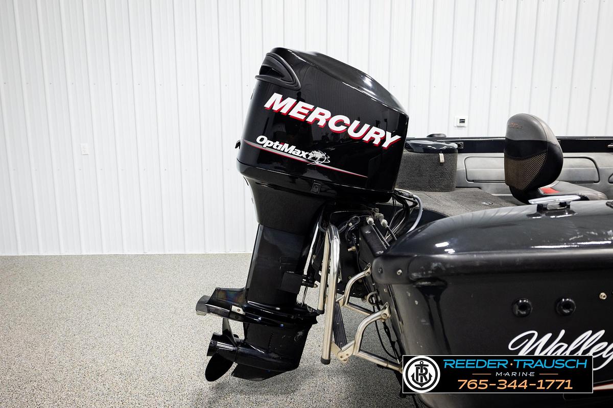 Used 2007 Tracker Tundra 18