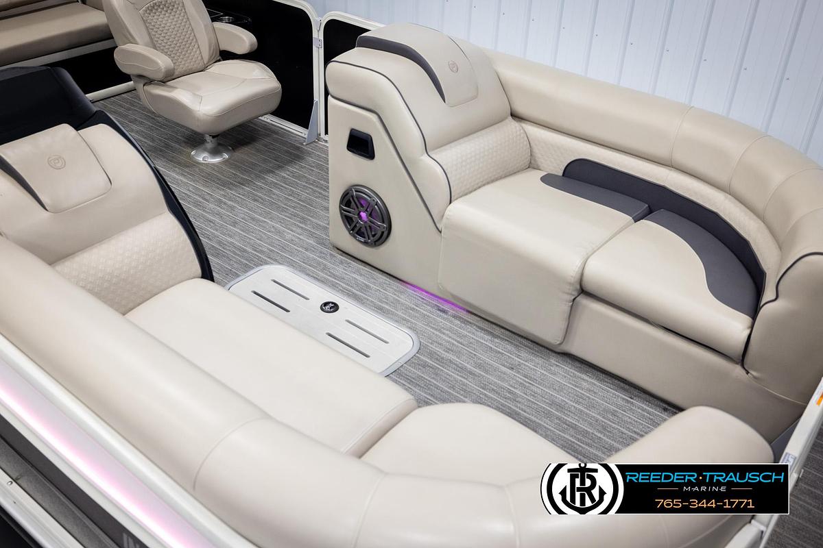 Used 2022 Premier 230 Solaris RL