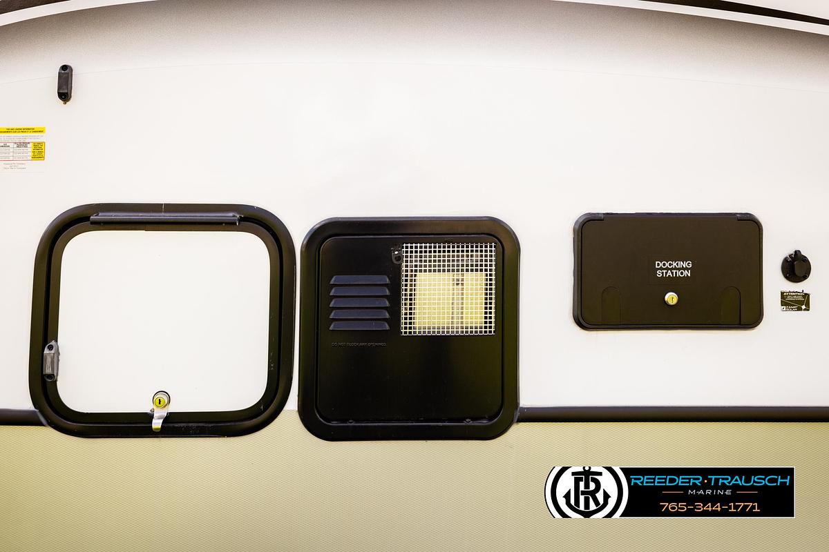 Used 2022 Keystone CG34TSB22