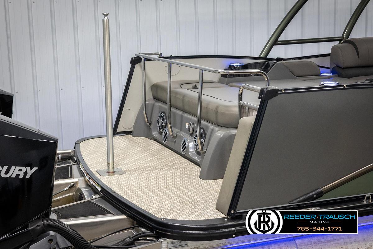 Used 2022 Avalon Catalina VRB