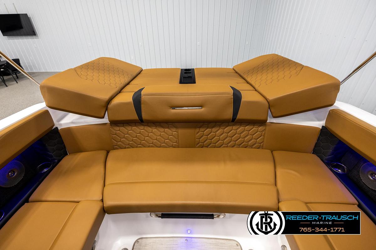 Used 2023 Four Winns H2