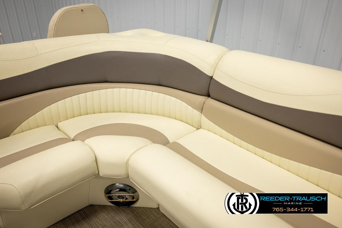 Used 2008 Bennington 2050 FSI