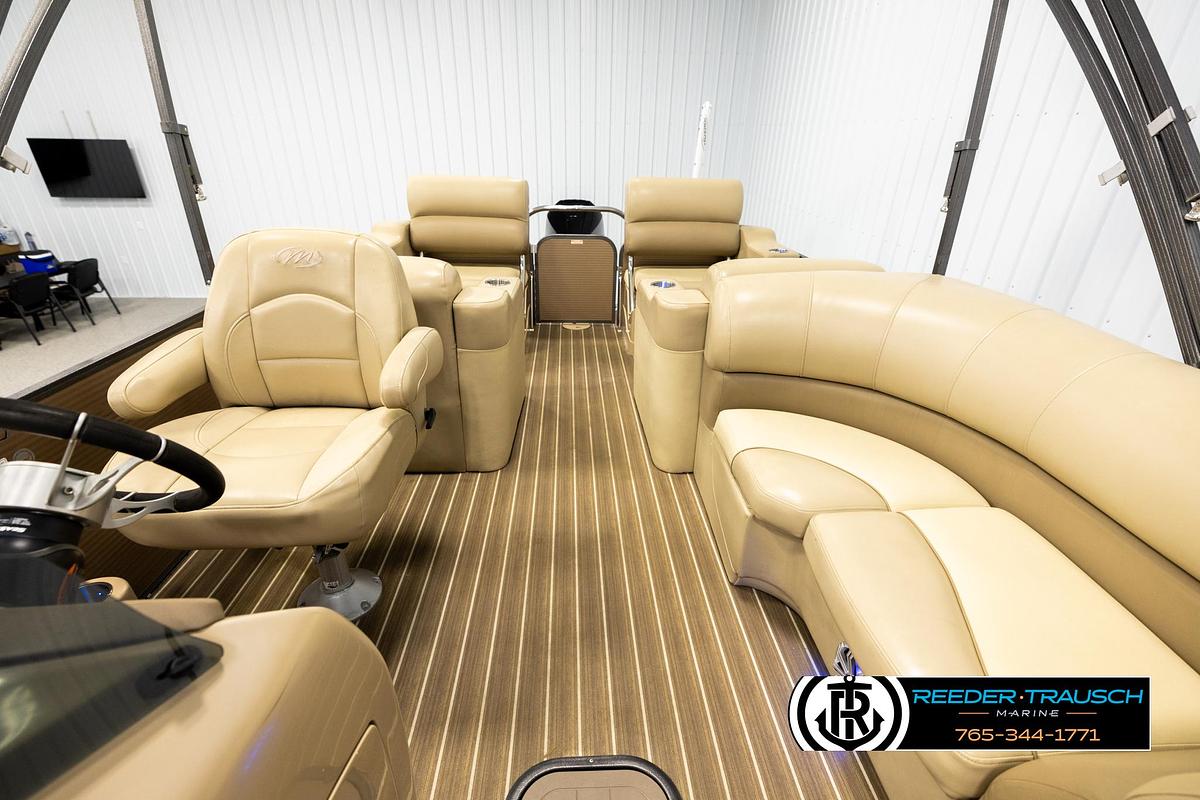 Used 2017 Manitou Oasis SHP