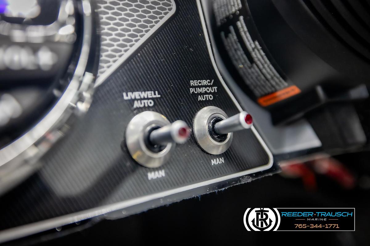 2025 Lund 1875 Pro V Bass XS