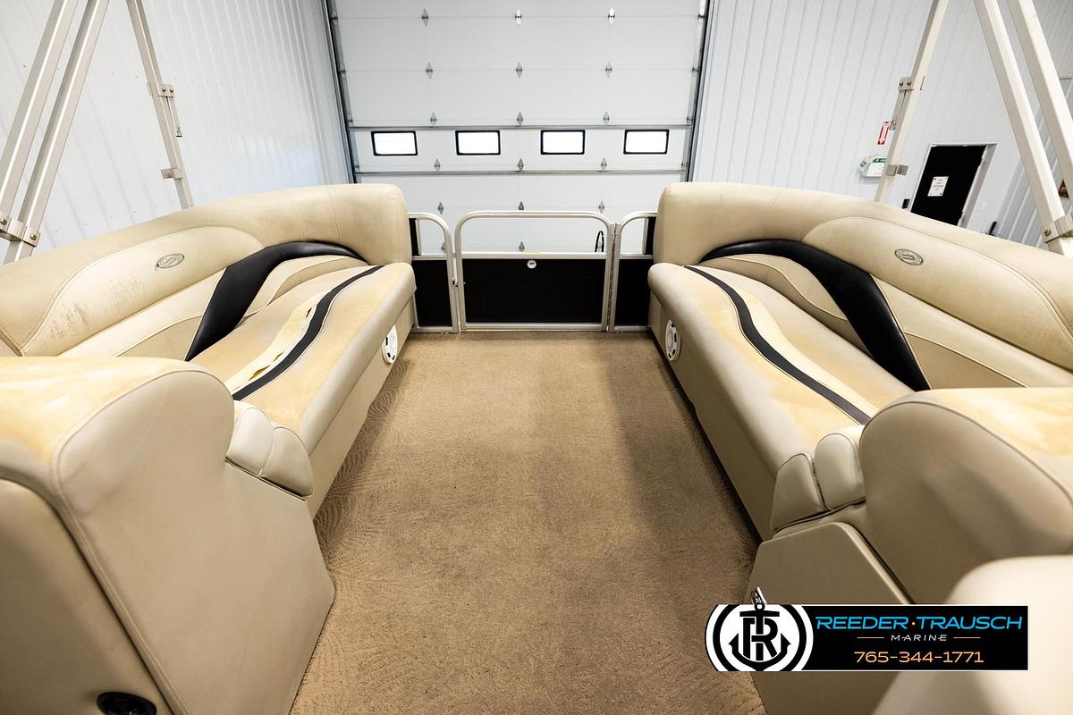 Used 2011 Godfrey SW2486