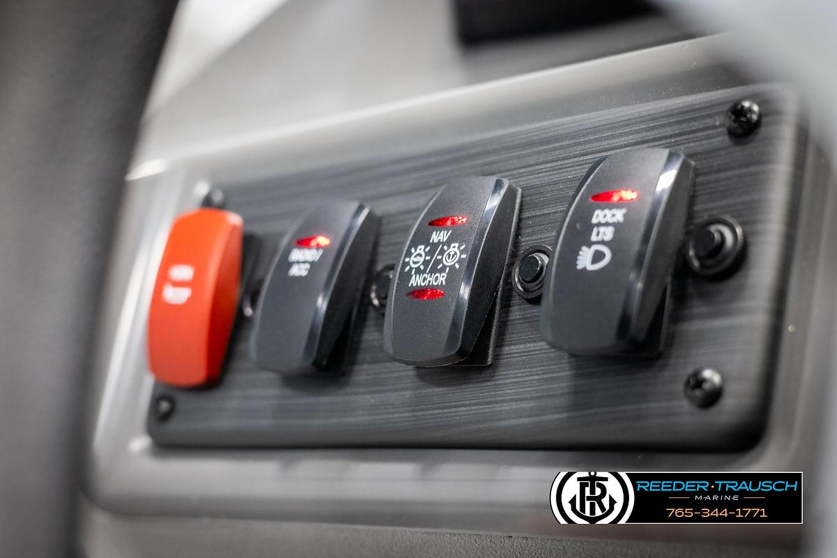 2025 Bennington 21 SSRSE