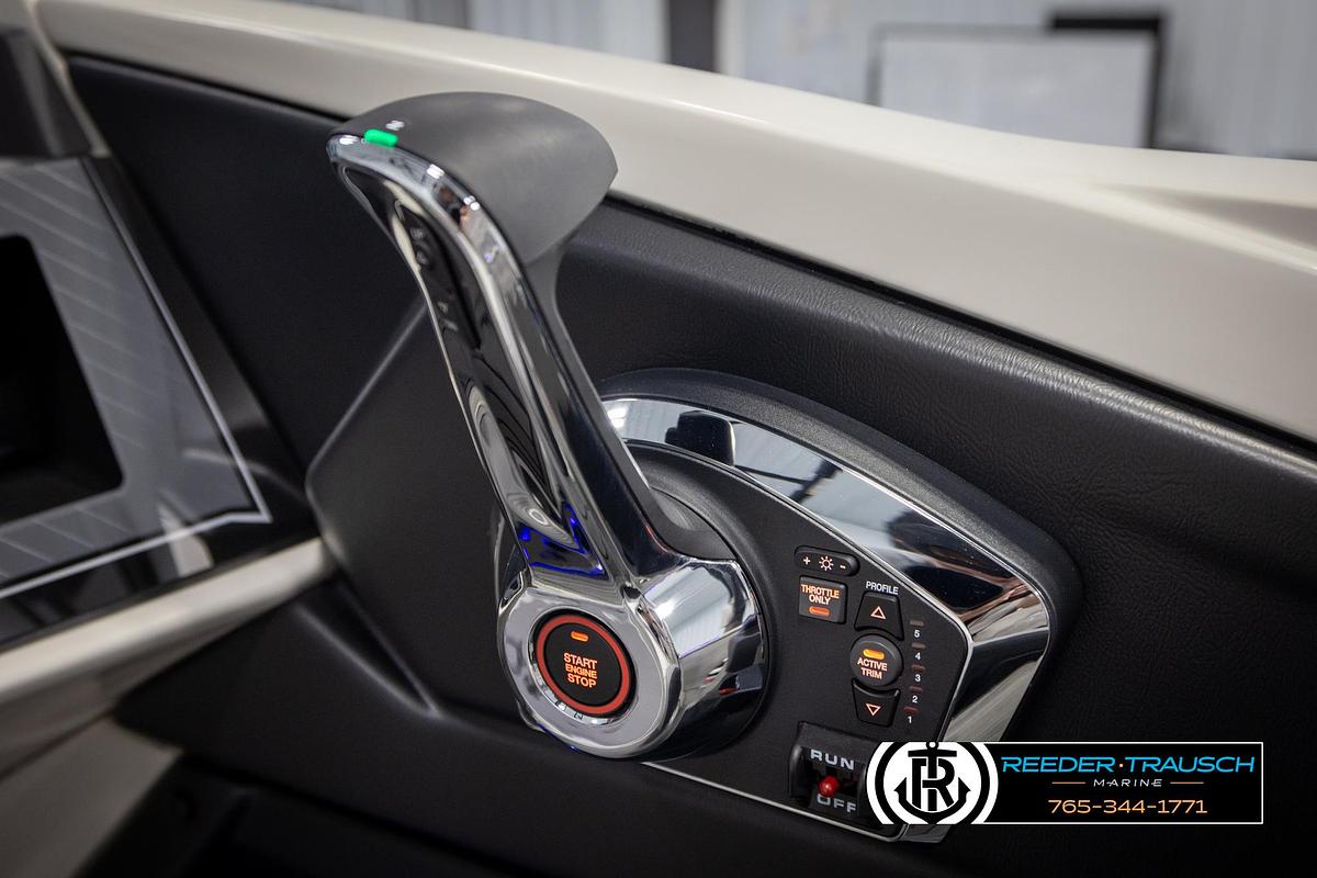 2025 Avalon Excalibur LTD CRB