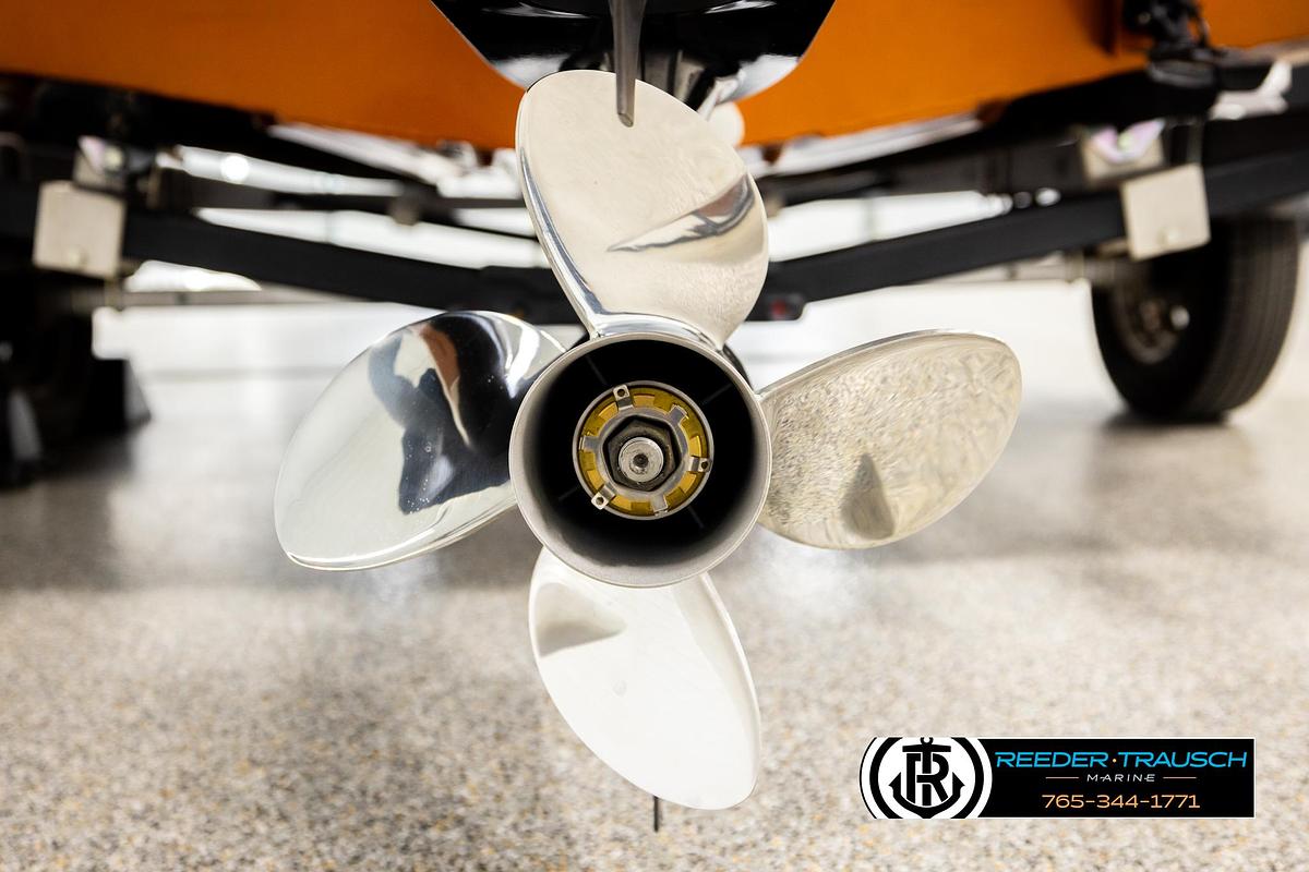 Used 2022 Lowe Stinger 178