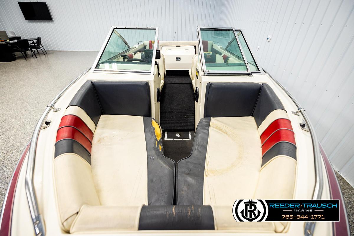 Used 1989 Glastron G175