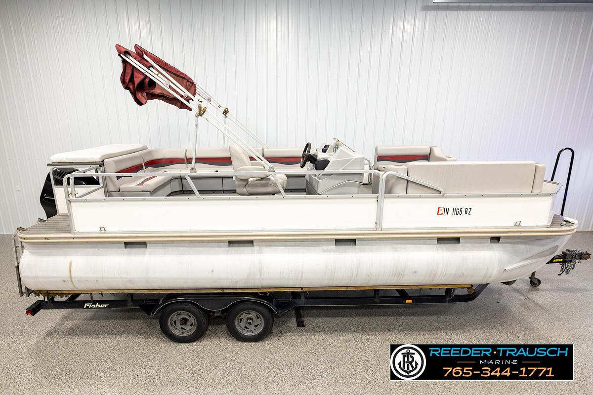Used 2003 Fishers 220 Fisher