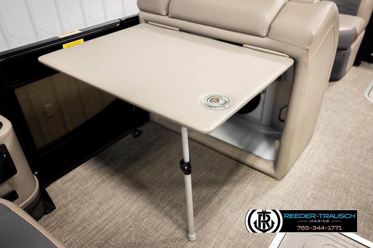 Used 2023 Barletta 21 UC