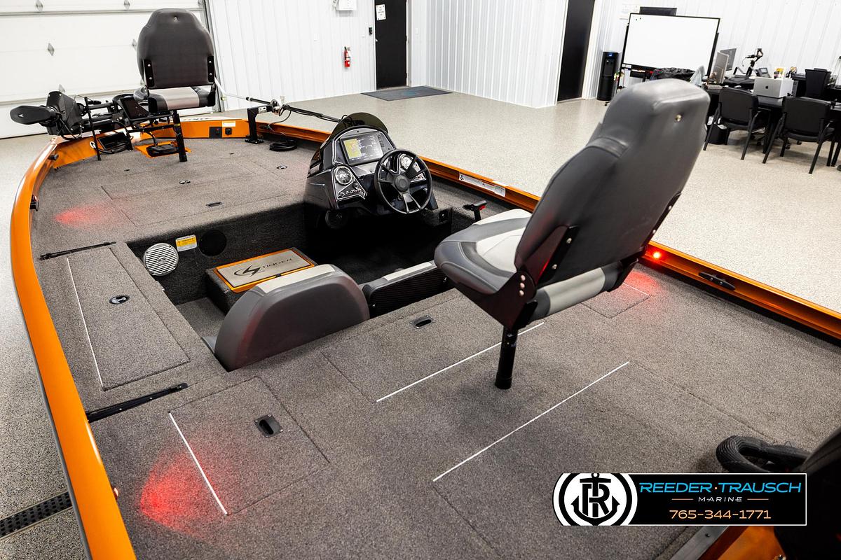 Used 2022 Lowe Stinger 178