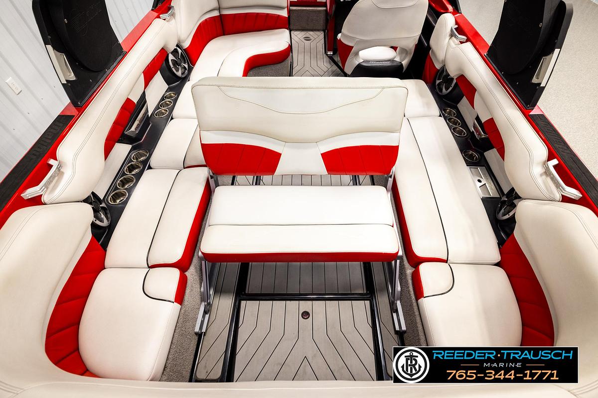 Used 2017 Malibu Wakesetter 25 LSV