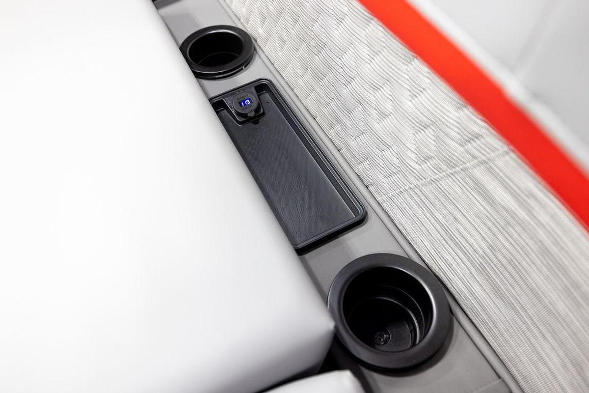 2025 Bennington 22 MSBSE