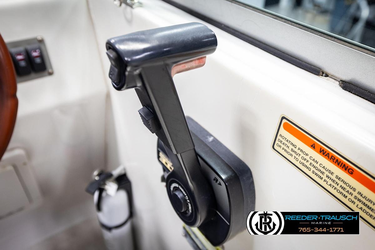 Used 1999 Crownline 242 CR