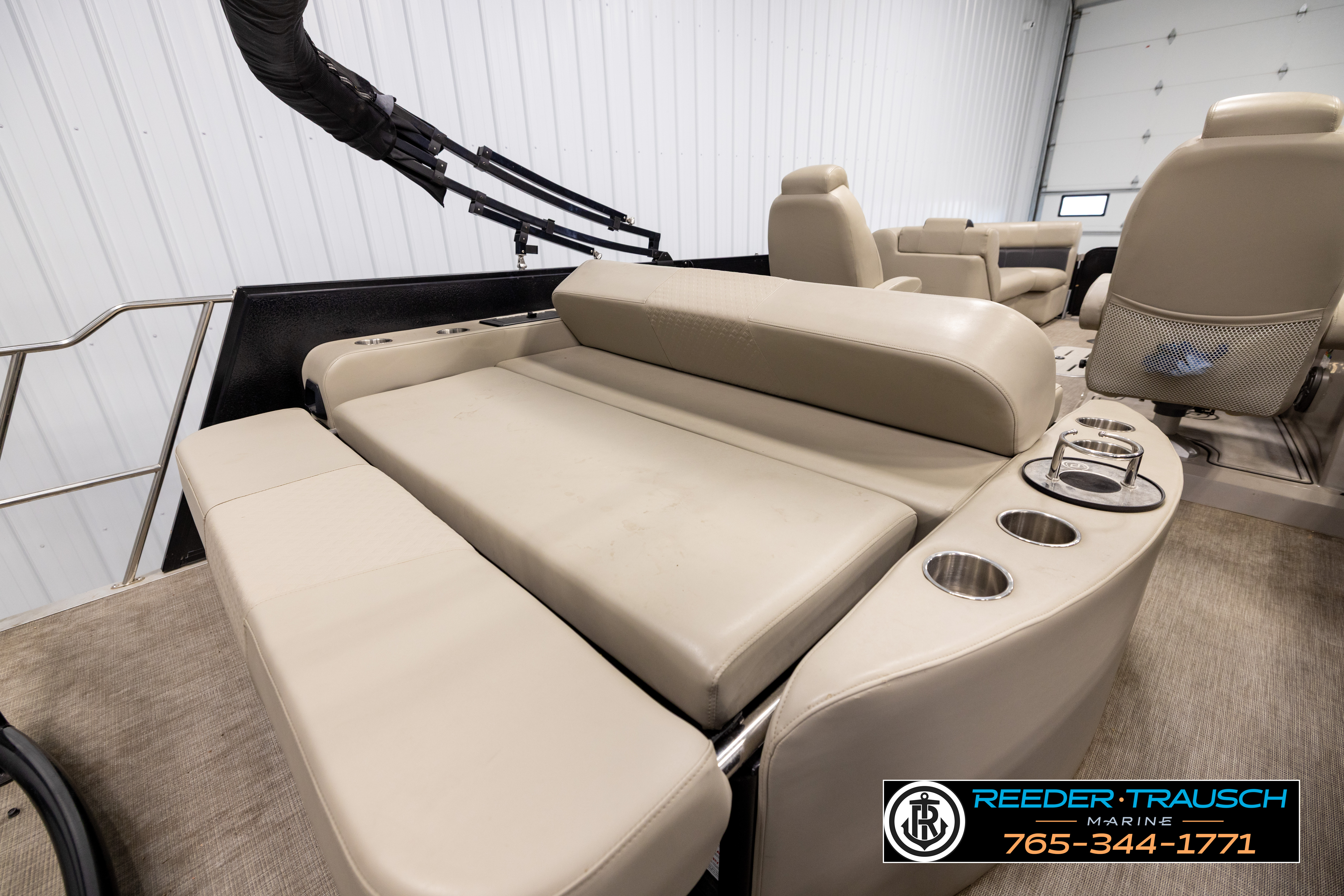 Used 2023 Premier 230 Sunstation RL