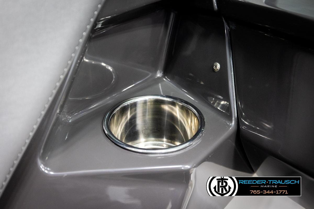 Used 2019 Monterey 238 SS