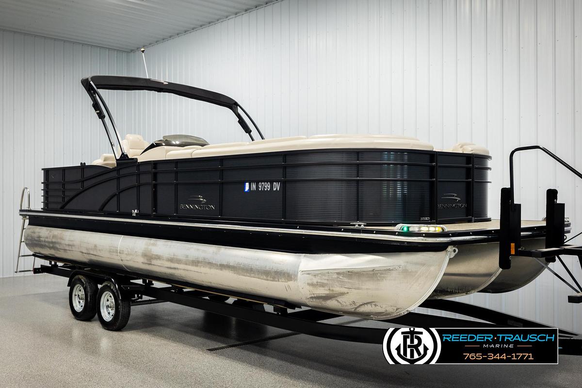 Used 2015 Bennington 2575 RCWL