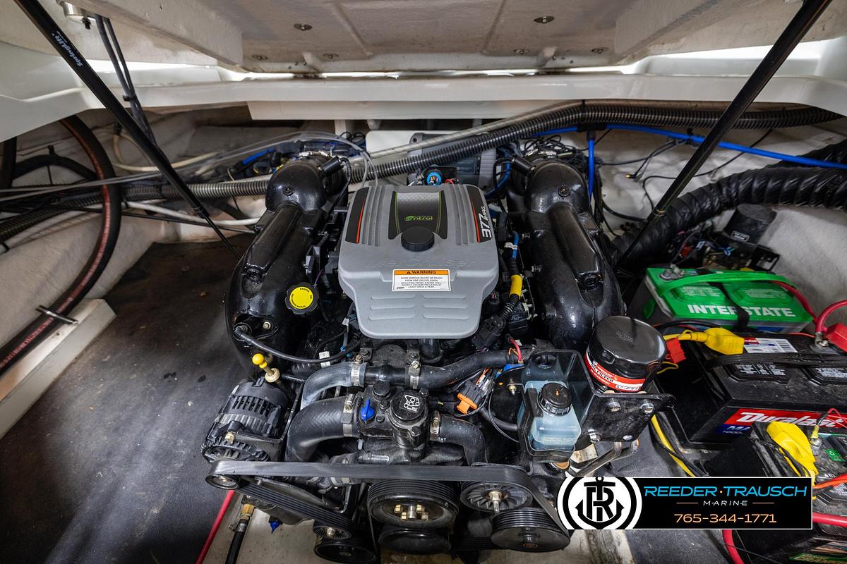 Used 2014 Crownline 255 SS