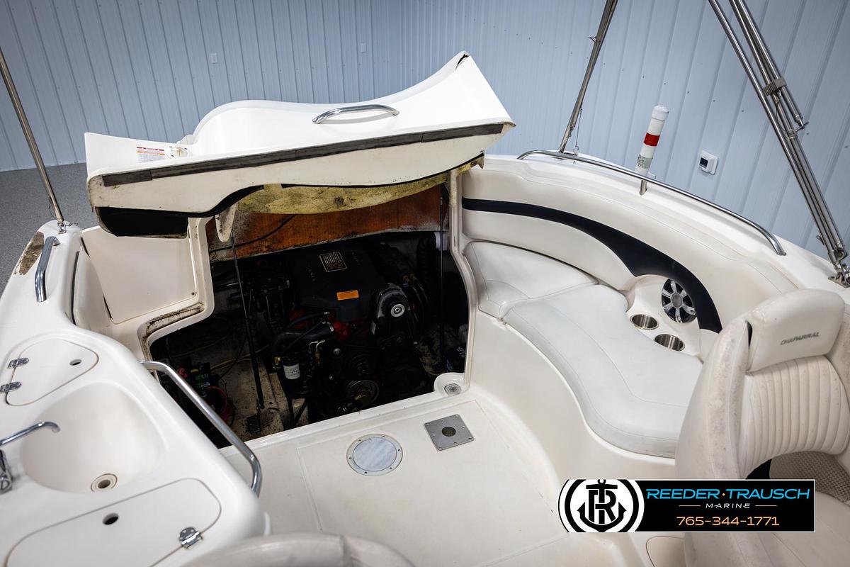 Used 2002 Chaparral 243 Sunesta