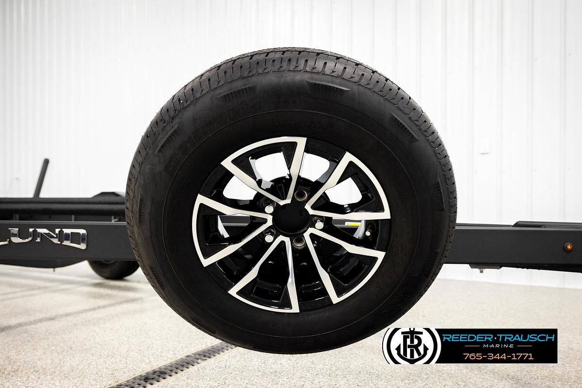 2025 Shore Land'r LUV30BELWSS8