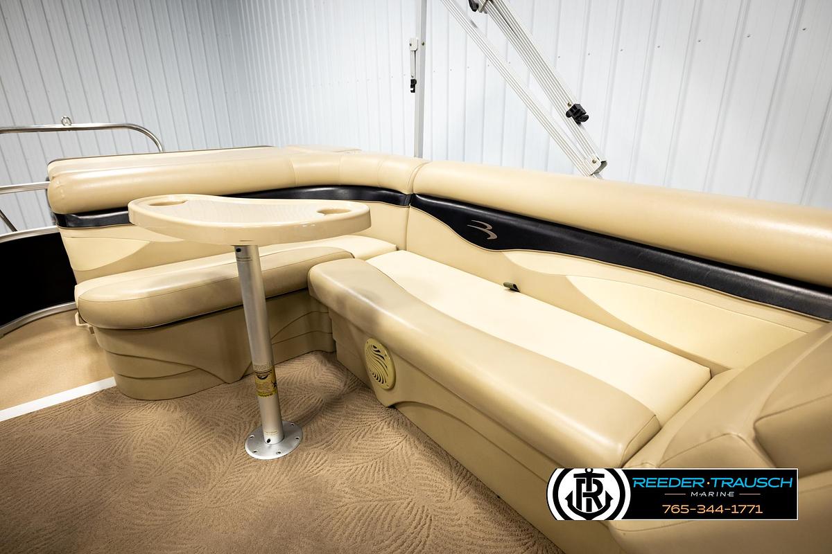 Used 2012 Bennington 22 SL