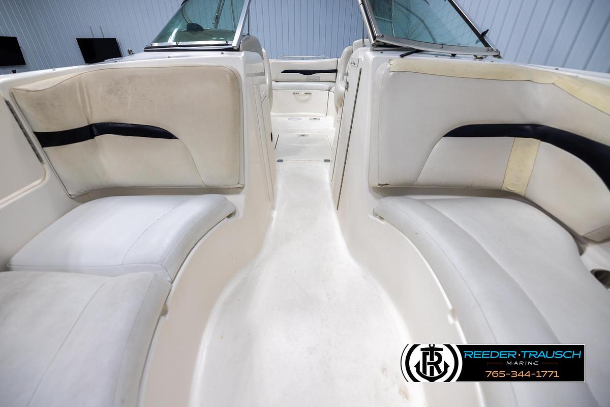 Used 2002 Chaparral 243 Sunesta
