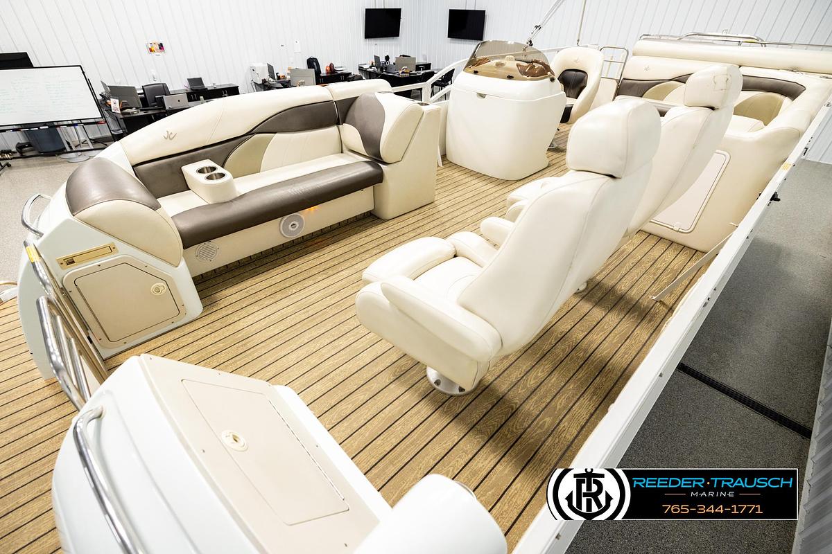 Used 2006 JC Suntoon 23TT