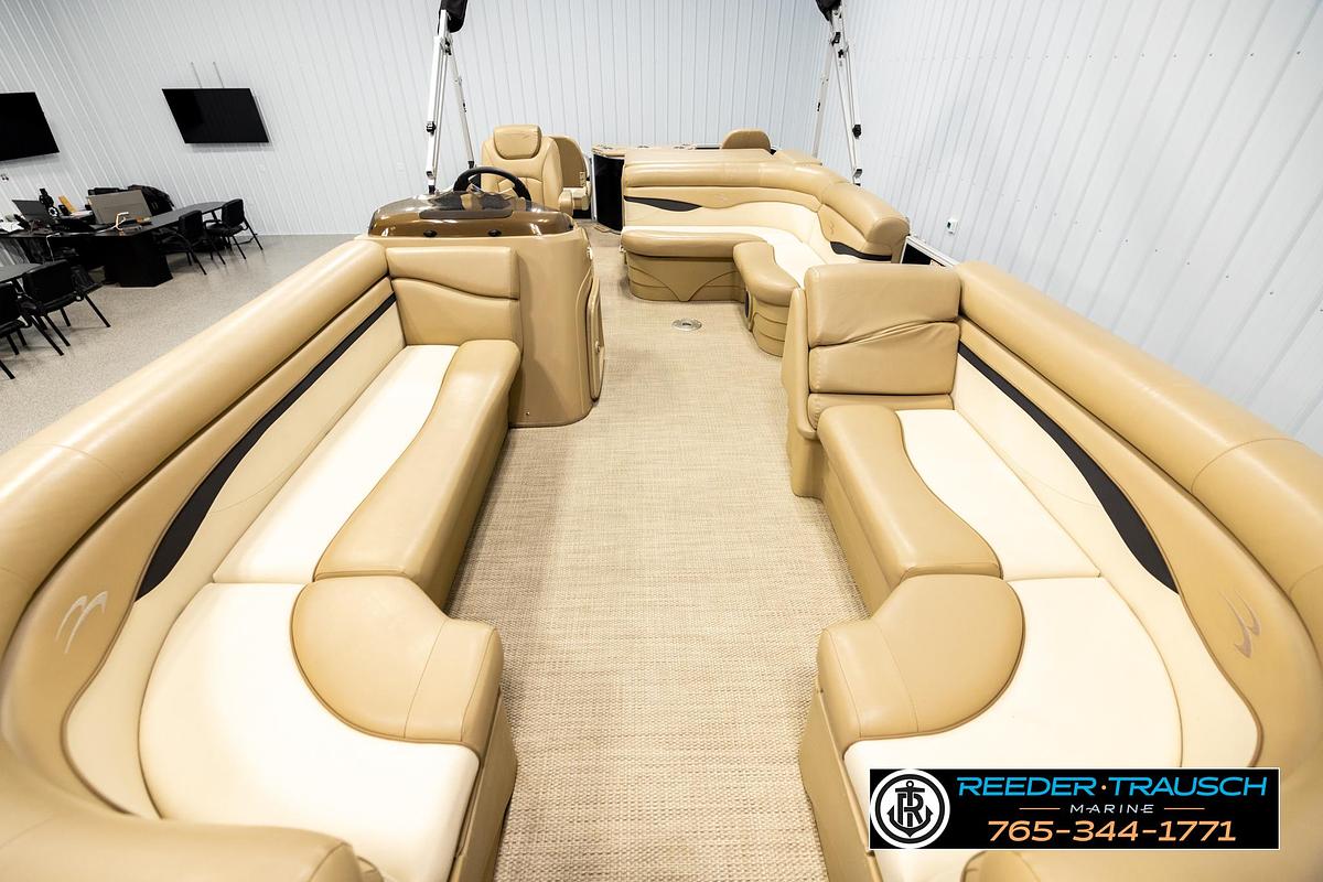 Used 2018 Bennington SX RF