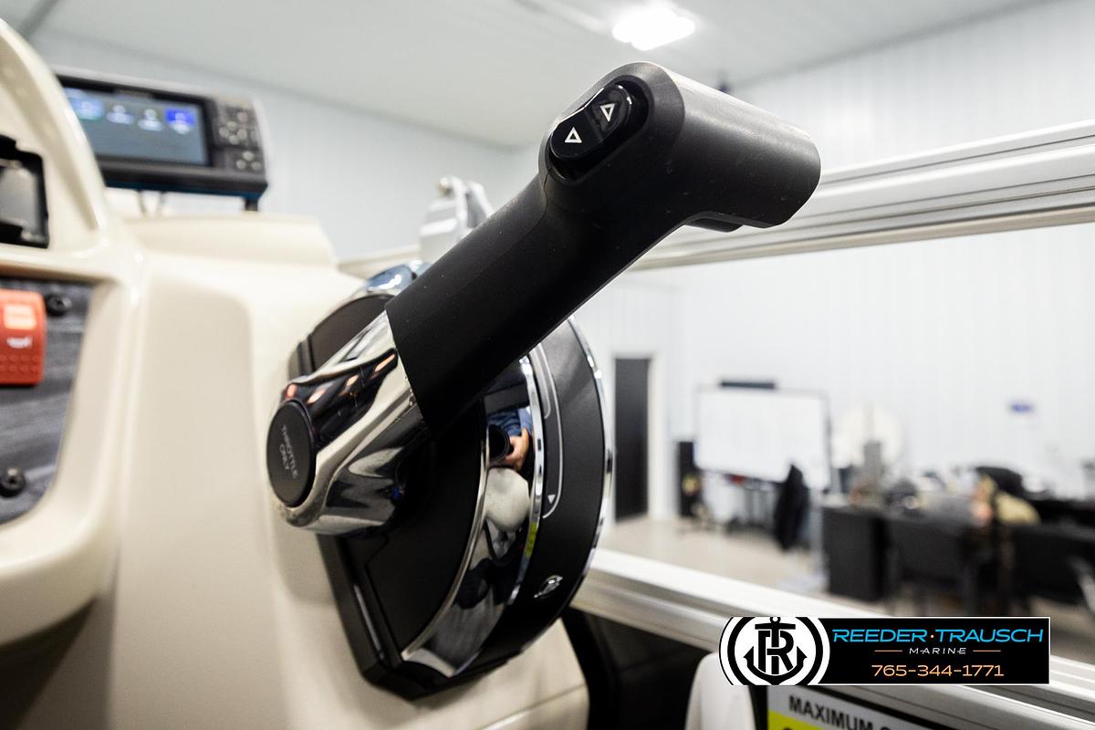 Used 2024 SunChaser Vista LR