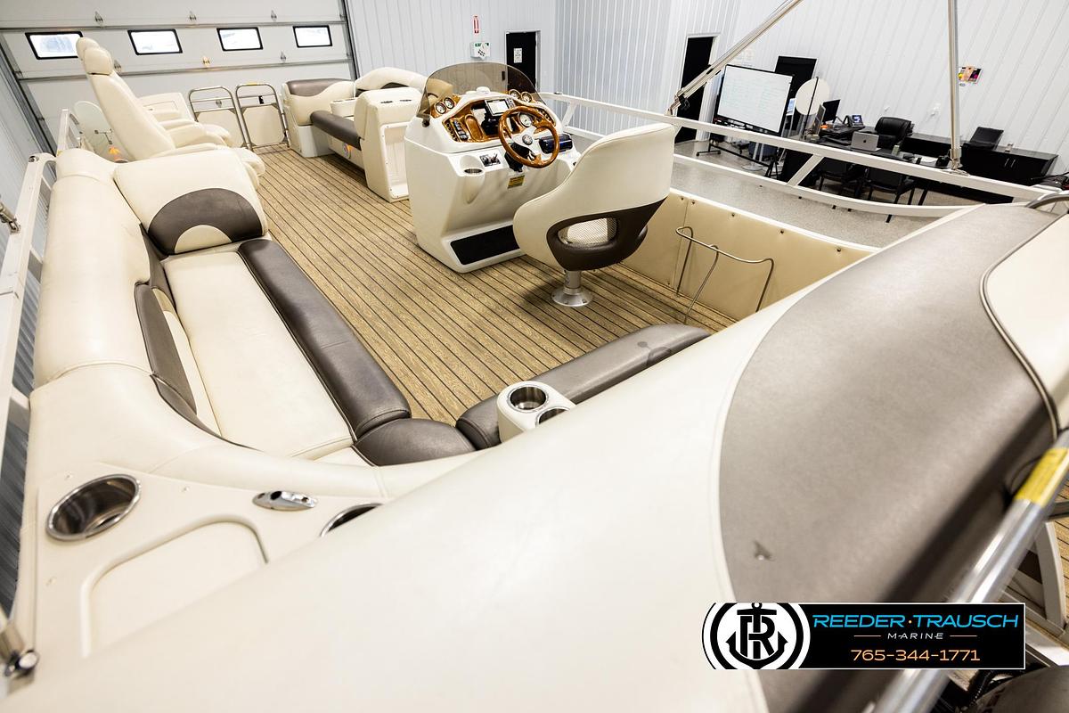 Used 2006 JC Suntoon 23TT