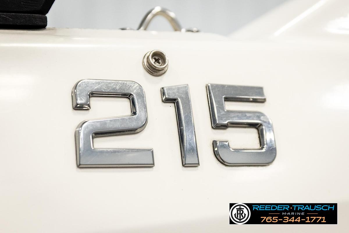 Used 2017 Bayliner 215