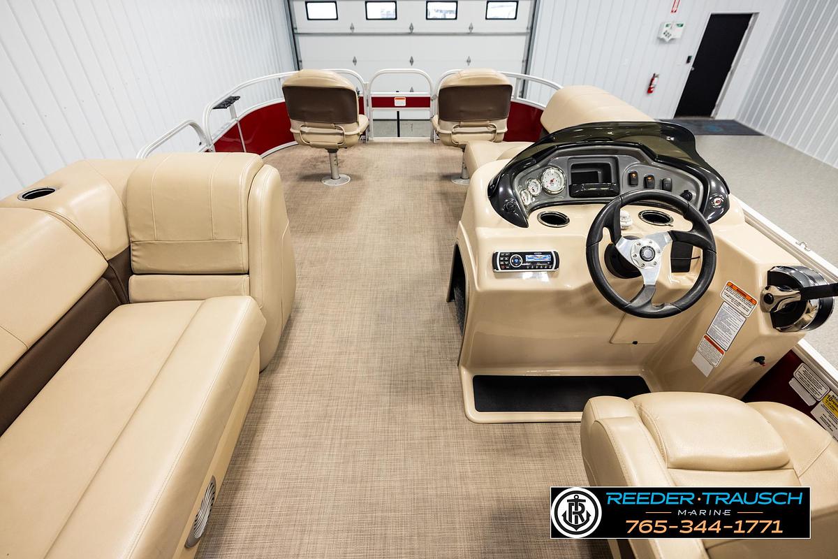 Used 2019 SunTracker 20 DLX