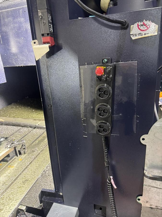 Used Hwacheon SIRIUS 1750L CNC Gantry Type Machining Center