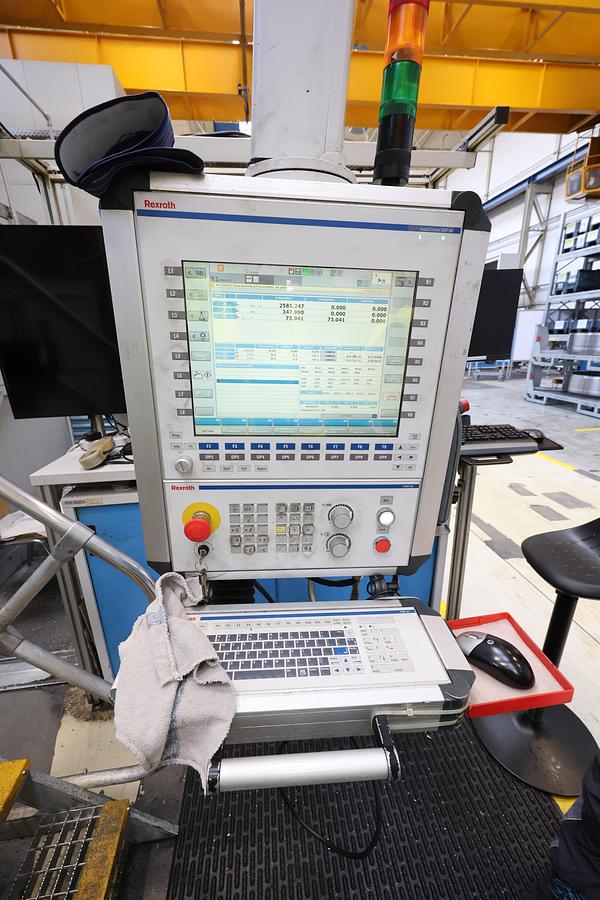 Used Dorries VCE 2800/250 MC CNC Vertical Turning & Milling Machine with Live Spindle