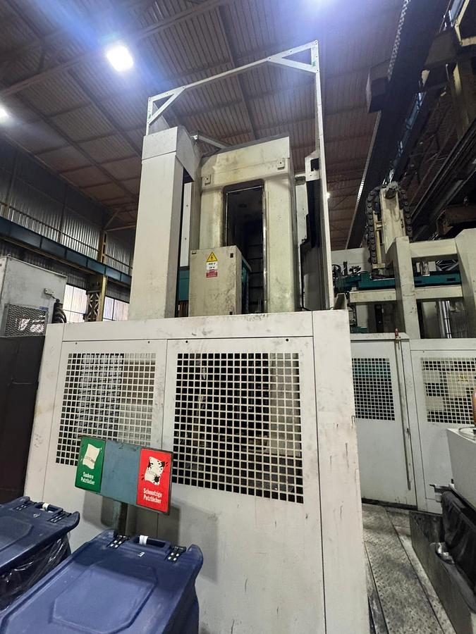 Used Pama Speedmat 3/TR16 CNC Horizontal Machining Center with Pallet & Head Changer