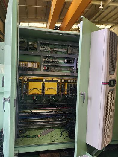 Used Karats LR 15N CNC Roll Lathe