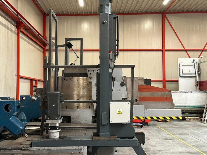 Used Skoda SNT 220 CNC Heavy Duty Horizontal Lathe