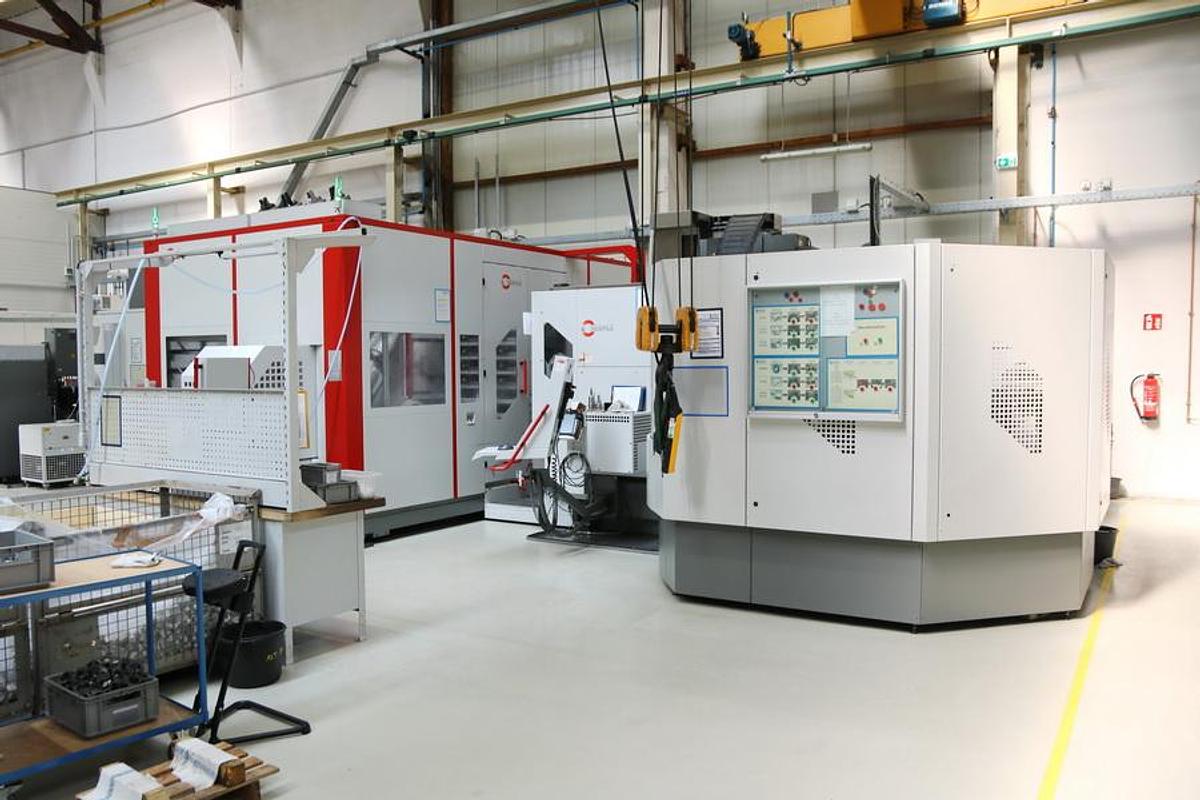 Used Hermle C 30 U CNC 5-Axis Universal Machining Center