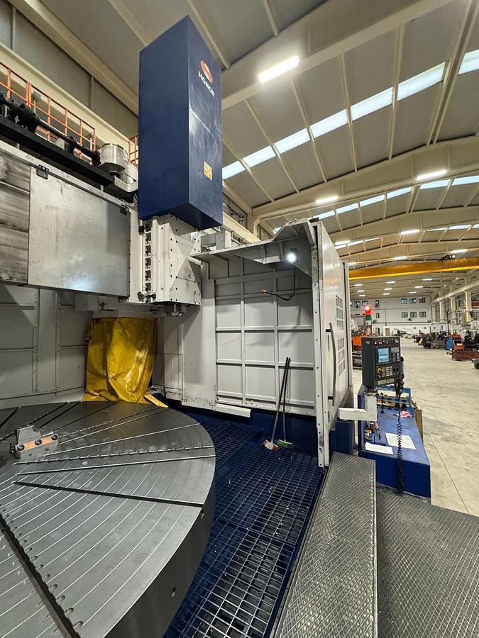 Used Honor Seiki VL-400CM CNC Vertical Boring & Milling Machine with Live Spindle & Table C-Axis