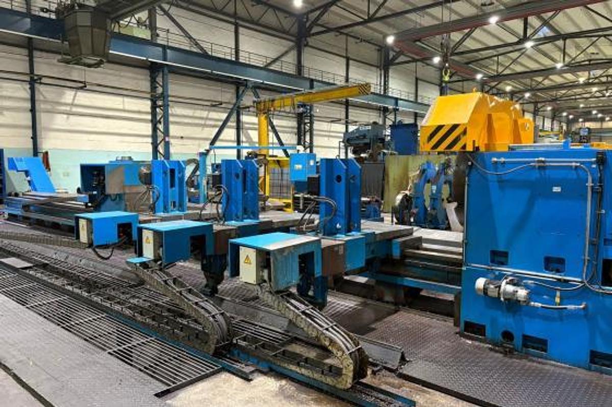 Used Giuseppe Giana GGH 1100/760 x 12000 CNC Horizontal Lathe