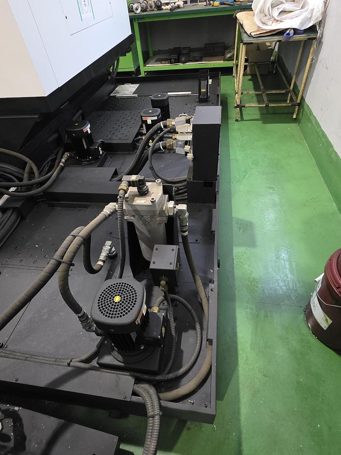 Used Mazak FJV 5-Face 60/120 CNC Vertical Machining Center