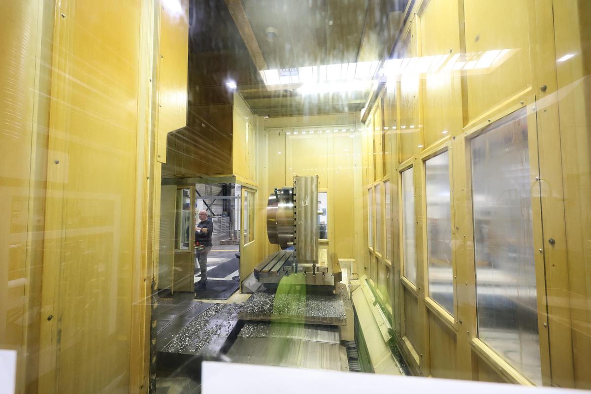 Used Pama Speedmat 2/TR 8 CNC Universal Machining Center with Twin Pallet Changer