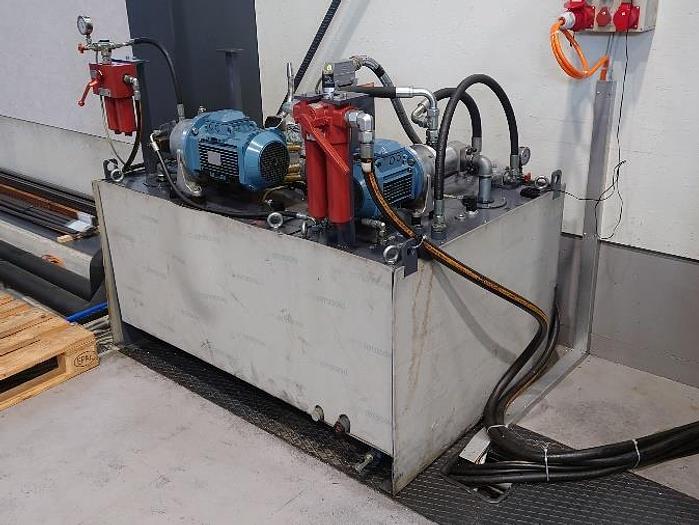 Used FPT Spirit 140 CNC Milling & Boring Machine with Two Rotary Tables