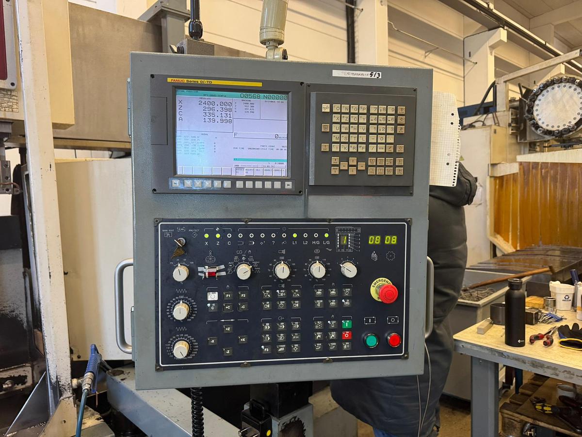 Used Viper 20/24 M CNC Vertical Milling & Boring Machine with Live Spindle & Table C-Axis