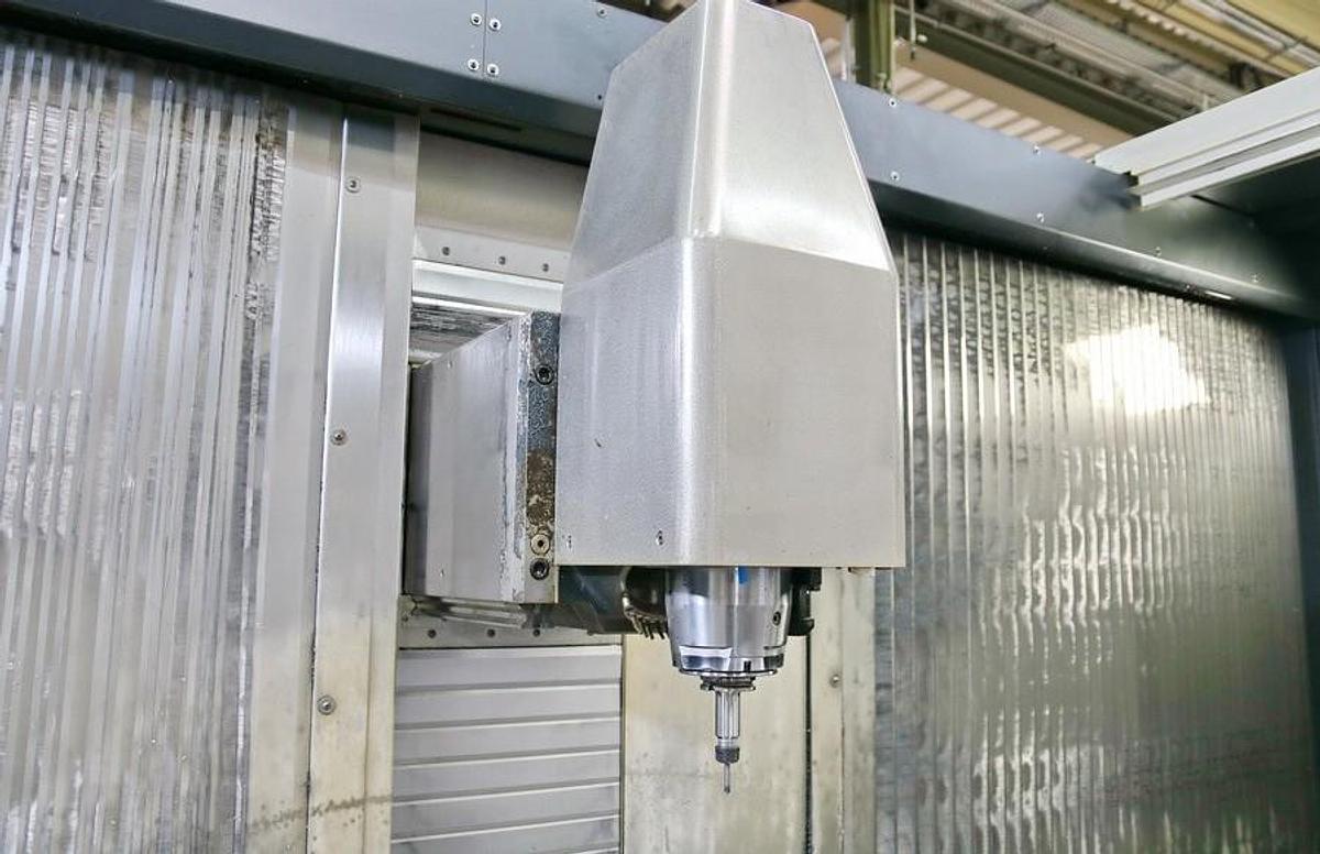 Used DMG DMF 260 New Design CNC Travelling Column Milling Machine
