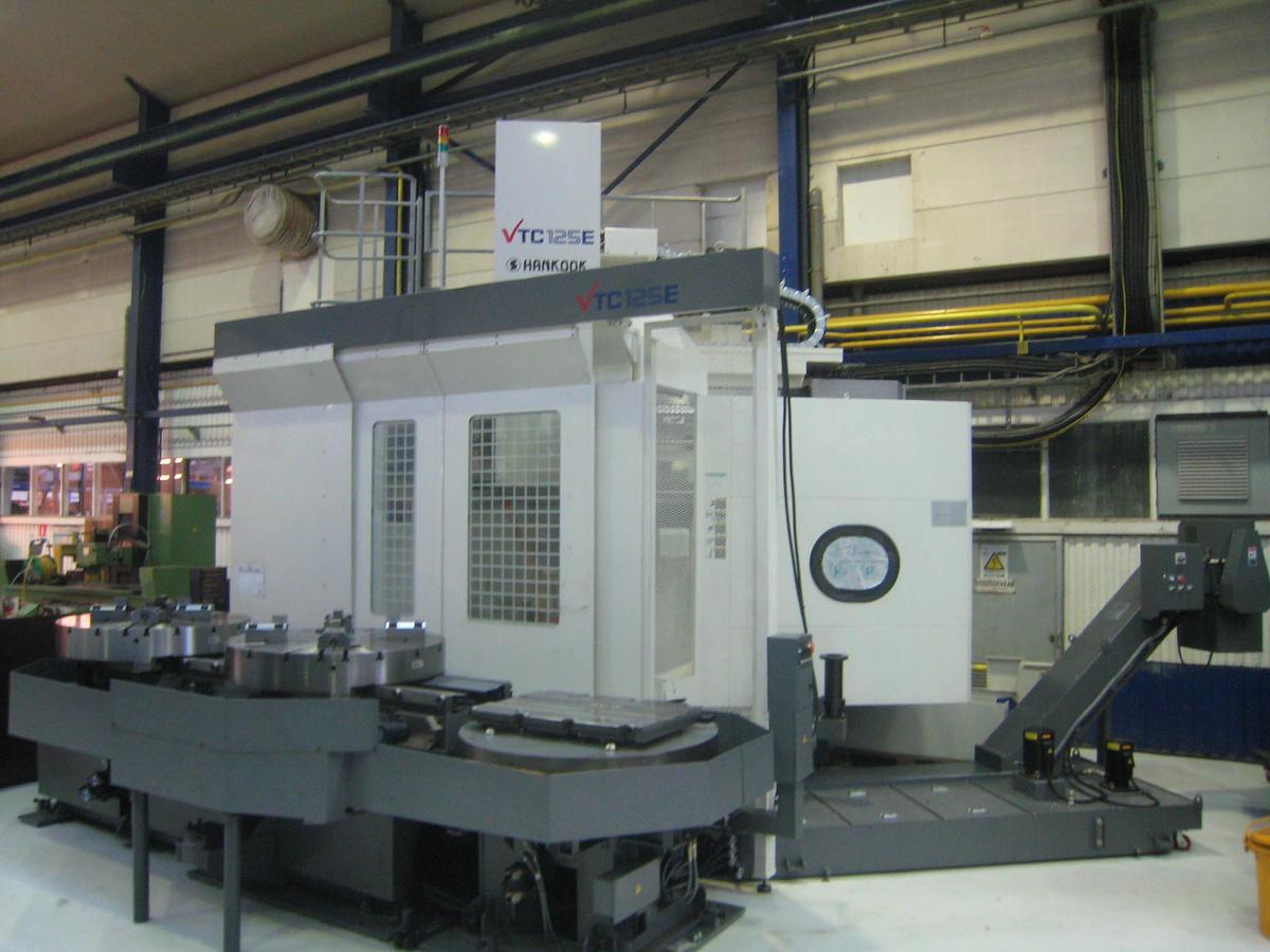 Used 2024 New HANKOOK VTC 125 E APC AUTOMATIC PALLET CHANGER WITH 2 PALLETS HANKOOK VTC 125 E APC